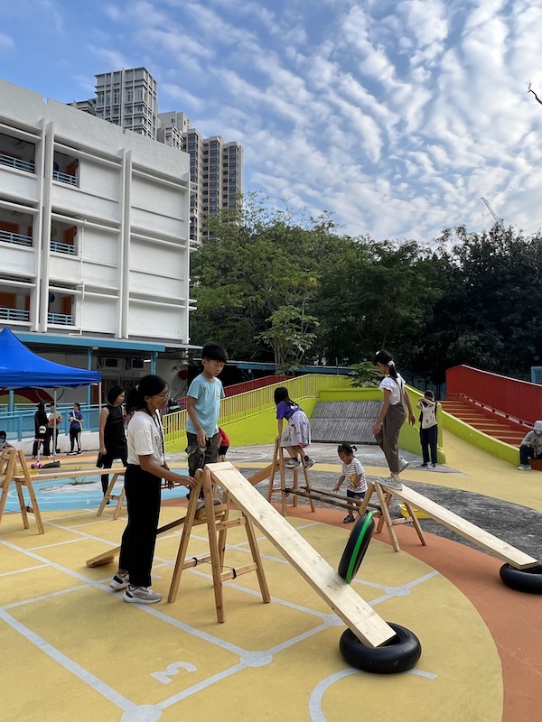 16個地區伙伴舉行遊戲基地，與12區的小街坊在遊戲中支持，歡迎參與！