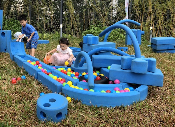 Imagination Playground：透過不同形狀的配件，讓小朋友發揮想像及創意，自由拼砌出獨一無二的遊戲，隨意變化不同玩法。